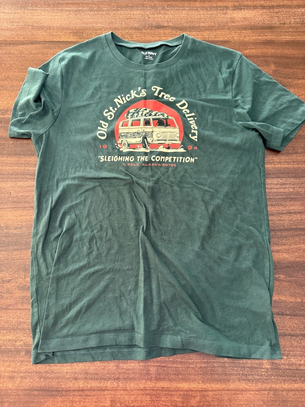 Old Navy Men's Forest Green Graphic T-Shirt - 'Old St. Nick's Tree Delivery'